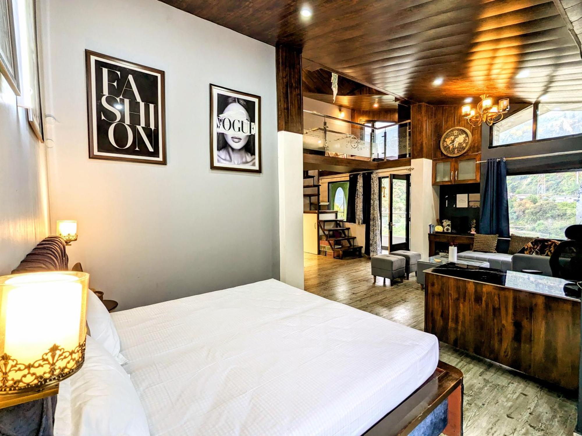 Kavi'S Vacation Homes - Sainj Экстерьер фото